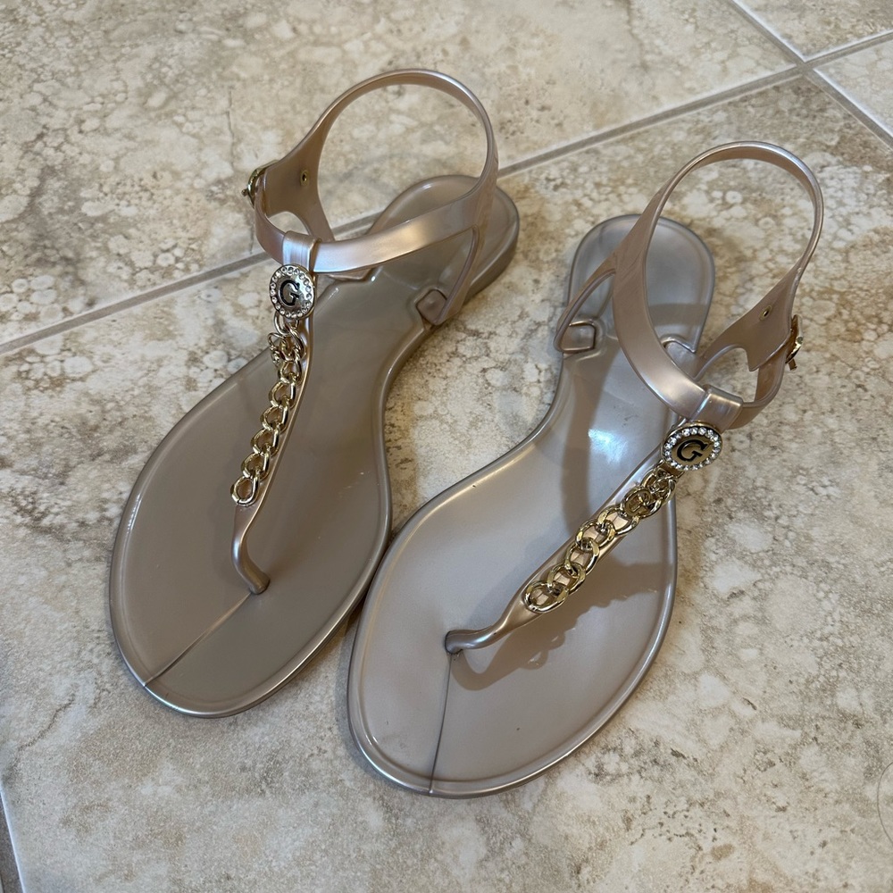 Guess Sandals for women   “Appear” Gold Jelly Sandals Size 8 women’s sandals - Picture 3 of 8